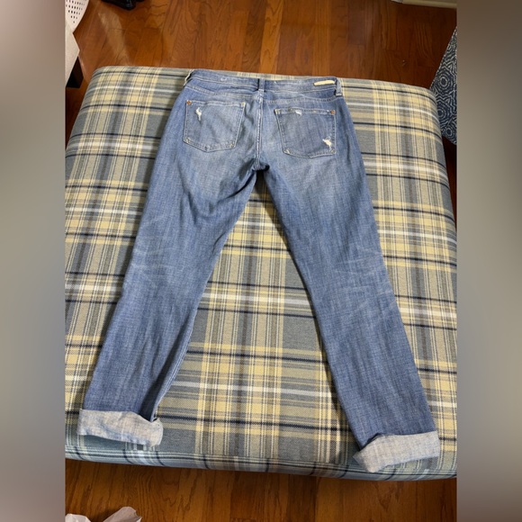 Pilcro Distressed Hyphen Jeans - Picture 4 of 10